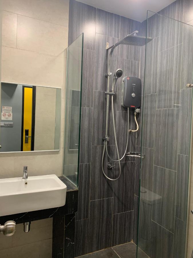 Frame Hotel Куала Лумпур Екстериор снимка