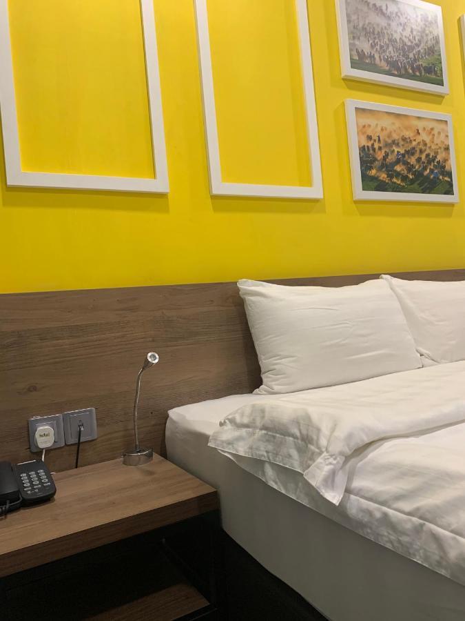 Frame Hotel Куала Лумпур Екстериор снимка